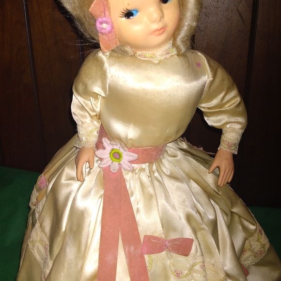 Handmade little lady - Picture 4 of 8